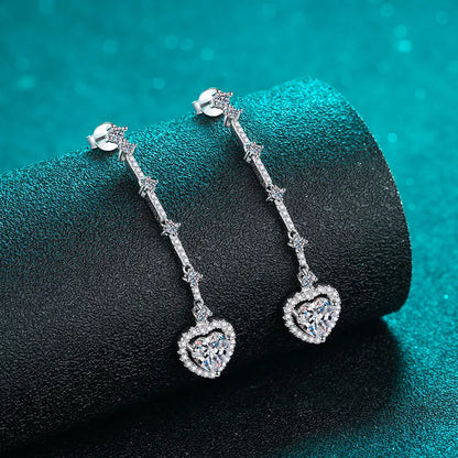 2-carat Moissanite Zircon Heart-shaped Earrings, Shining Brilliantly